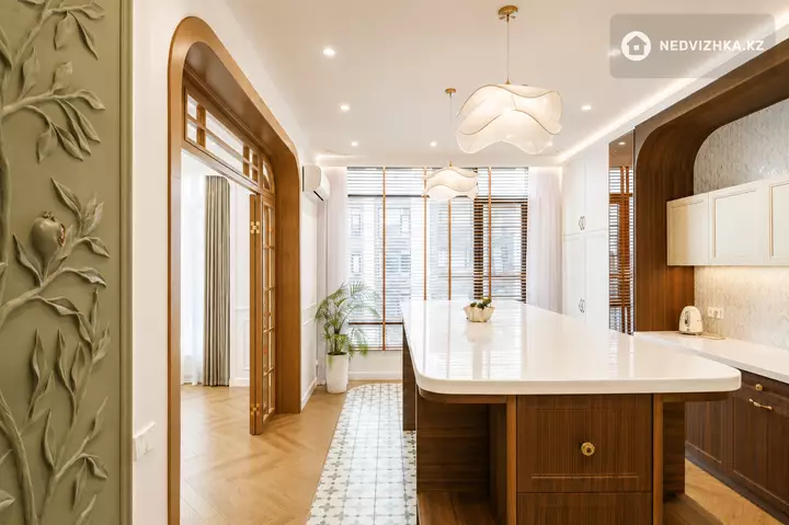 3-комнатная квартира, этаж 19 из 20, 132 м², 3-фотосурет