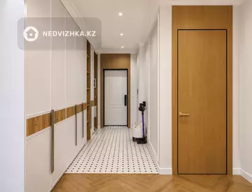 3-комнатная квартира, этаж 19 из 20, 132 м², миниатюра 5