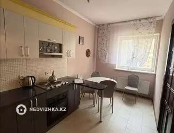 2-комнатная квартира, этаж 8 из 20, 88 м², миниатюра 6