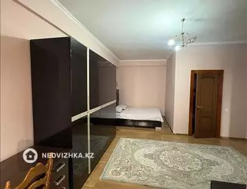 2-комнатная квартира, этаж 8 из 20, 88 м², миниатюра 9