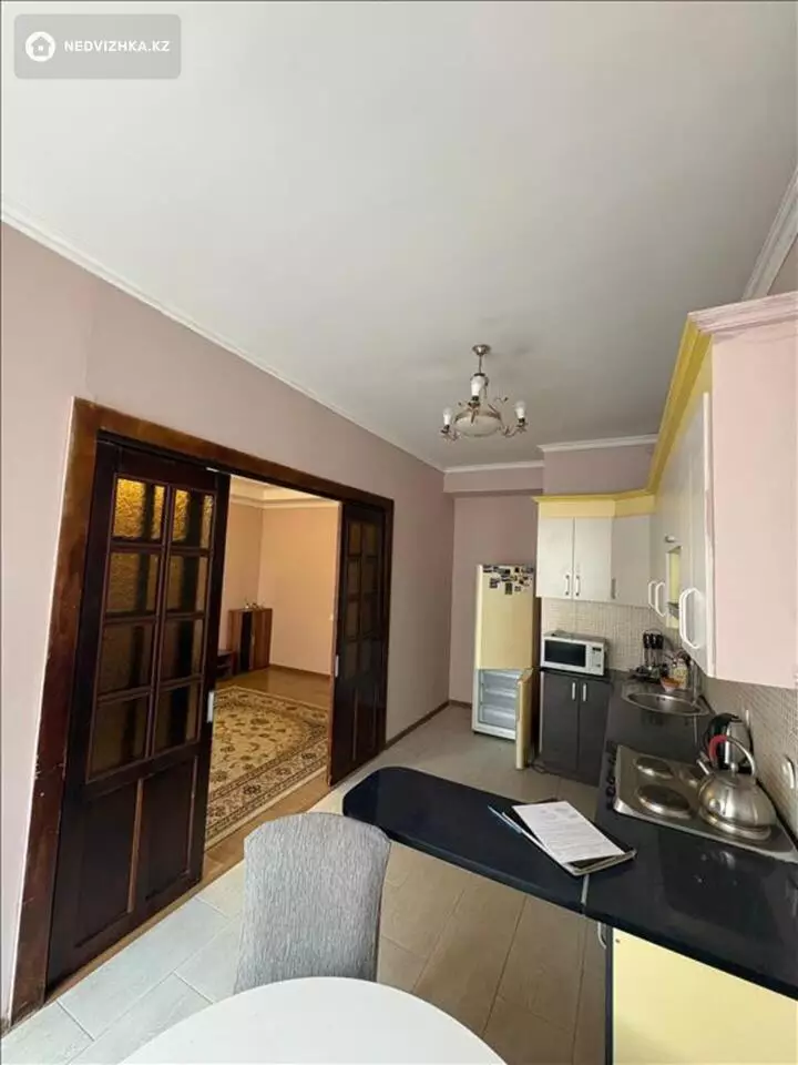 2-комнатная квартира, этаж 8 из 20, 88 м², фотография 4