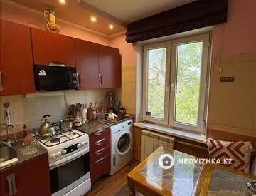 3-комнатная квартира, этаж 5 из 5, 61 м²
