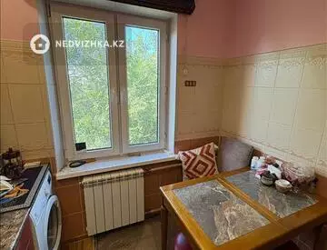 3-комнатная квартира, этаж 5 из 5, 61 м², миниатюра 7