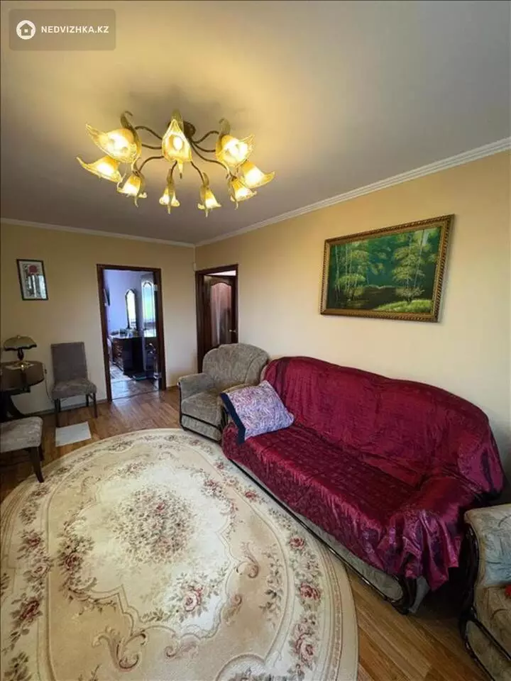 3-комнатная квартира, этаж 5 из 5, 61 м², фотография 3