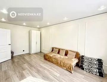 1-комнатная квартира, этаж 7 из 9, 35 м²