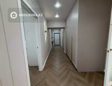 3-комнатная квартира, этаж 6 из 9, 99 м², миниатюра 11