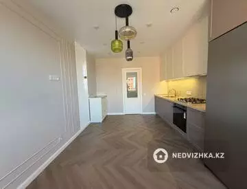 3-комнатная квартира, этаж 6 из 9, 99 м², миниатюра 3