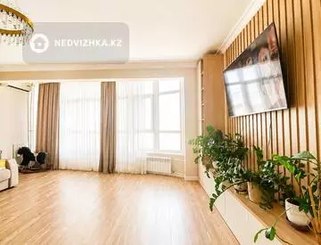 3-комнатная квартира, этаж 5 из 9, 120 м², миниатюра 3