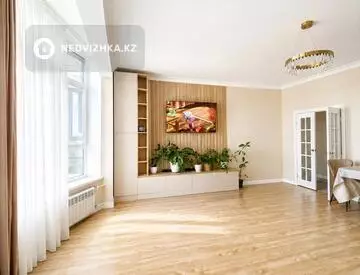 3-комнатная квартира, этаж 5 из 9, 120 м², миниатюра 2