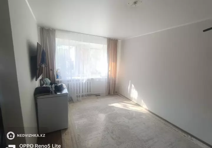 1-комнатная квартира, этаж 2 из 5, 30 м²