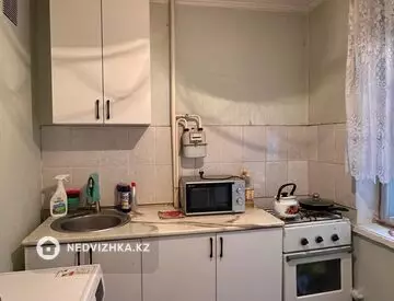 1-комнатная квартира, этаж 3 из 5, 29 м², миниатюра 4