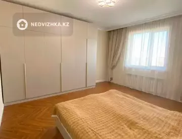 3-комнатная квартира, этаж 8 из 9, 91 м², миниатюра 7