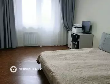 3-комнатная квартира, этаж 8 из 9, 91 м², миниатюра 11
