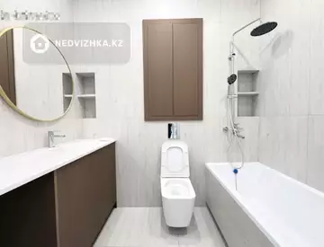 2-комнатная квартира, этаж 11 из 12, 42 м², миниатюра 1