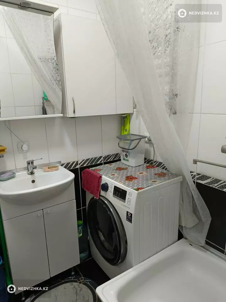 1-комнатная квартира, этаж 3 из 4, 32 м²