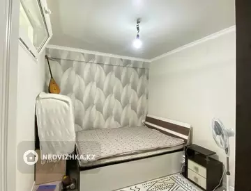 3-комнатная квартира, этаж 8 из 10, 50 м²