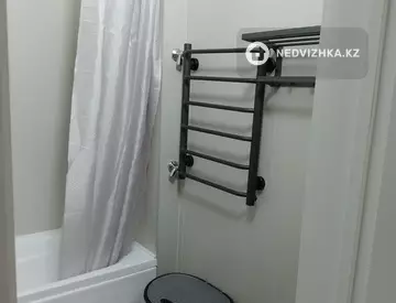 3-комнатная квартира, этаж 2 из 5, 70 м², миниатюра 10