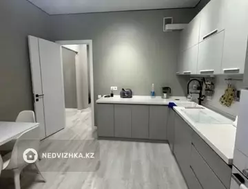 3-комнатная квартира, этаж 12 из 12, 91 м²