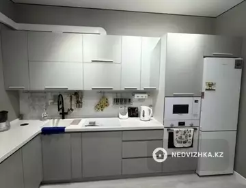 3-комнатная квартира, этаж 12 из 12, 91 м²