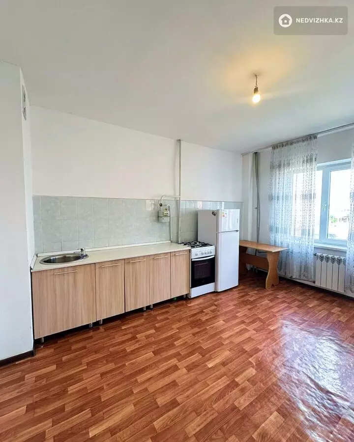 2-комнатная квартира, этаж 2 из 5, 55 м², фотография 4