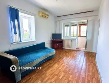 1-комнатная квартира, этаж 5 из 5, 30 м²