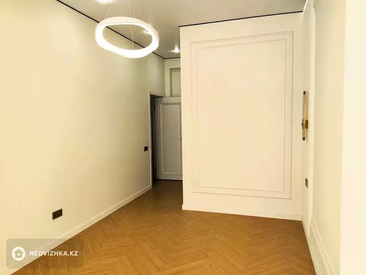 3-комнатная квартира, этаж 7 из 8, 67 м², фотография 2