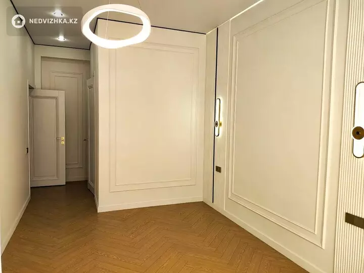 3-комнатная квартира, этаж 7 из 8, 67 м²