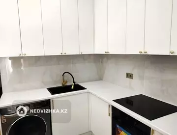 3-комнатная квартира, этаж 7 из 8, 67 м², миниатюра 12