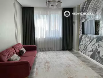 3-комнатная квартира, этаж 12 из 12, 80 м², миниатюра 1