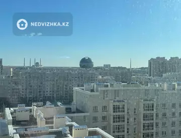 3-комнатная квартира, этаж 12 из 12, 80 м², миниатюра 2