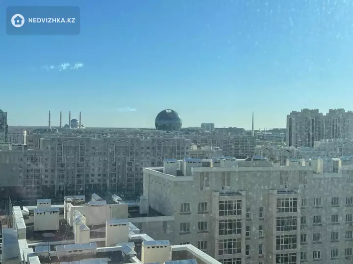 3-комнатная квартира, этаж 12 из 12, 80 м², фотография 2
