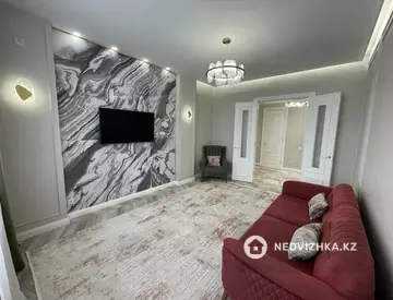 3-комнатная квартира, этаж 12 из 12, 80 м², миниатюра 3