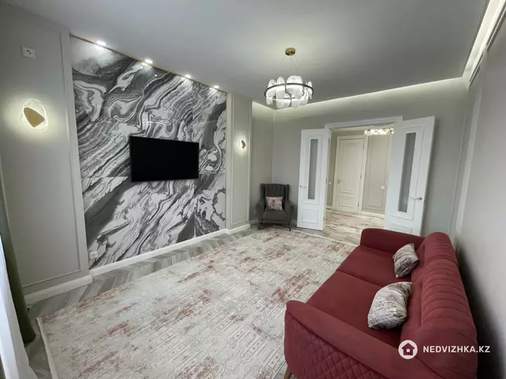3-комнатная квартира, этаж 12 из 12, 80 м², фотография 3