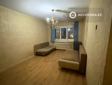 1-комнатная квартира, этаж 2 из 5, 34 м², миниатюра 3