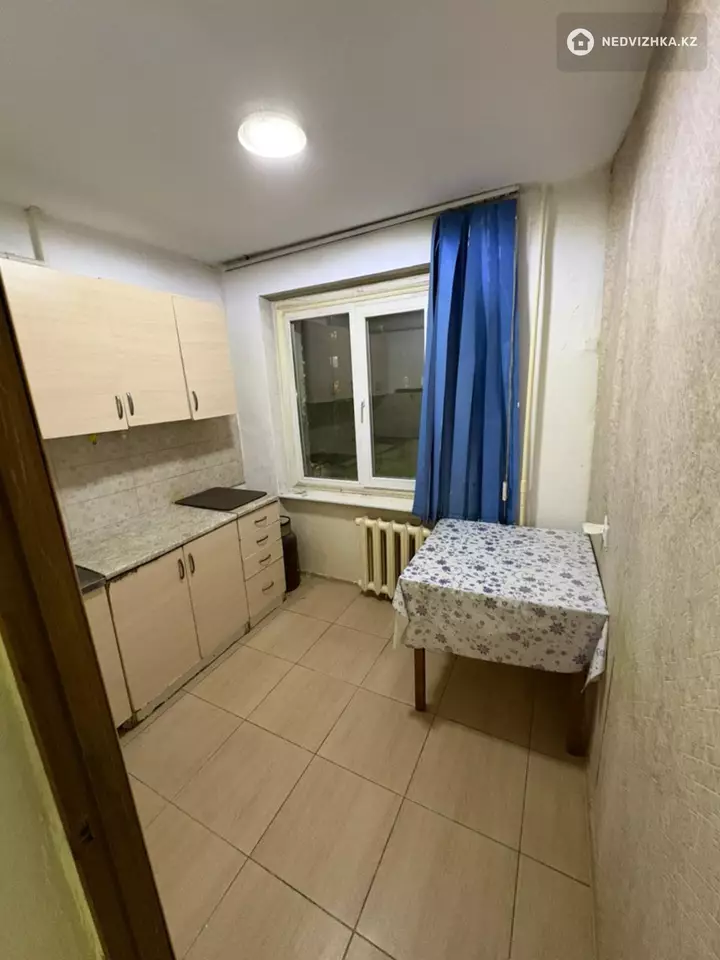 1-комнатная квартира, этаж 2 из 5, 34 м², фотография 2