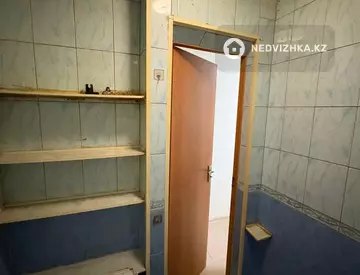 1-комнатная квартира, этаж 2 из 5, 34 м², миниатюра 4