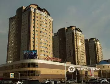3-комнатная квартира, этаж 6 из 18, 90 м², миниатюра 2