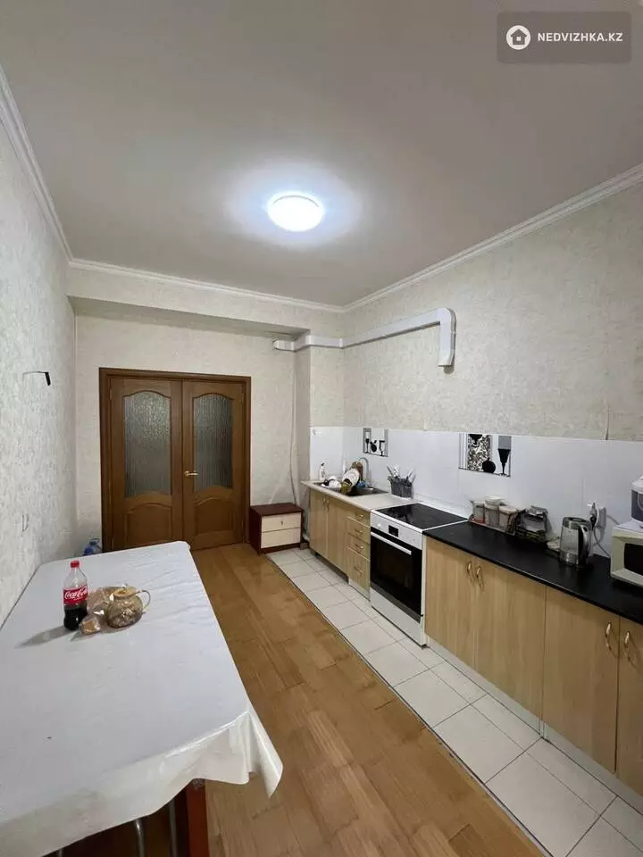 3-комнатная квартира, этаж 6 из 18, 90 м², фотография 5