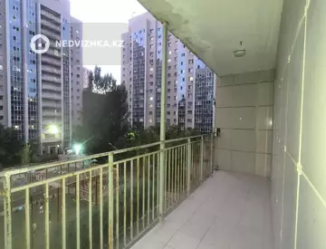 3-комнатная квартира, этаж 4 из 16, 107 м², миниатюра 2