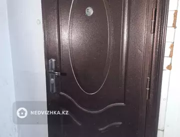 3-комнатная квартира, этаж 4 из 16, 107 м², миниатюра 4
