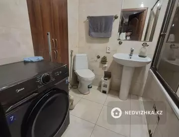 3-комнатная квартира, этаж 4 из 16, 107 м², миниатюра 9
