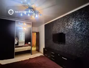 3-комнатная квартира, этаж 4 из 16, 107 м², миниатюра 12