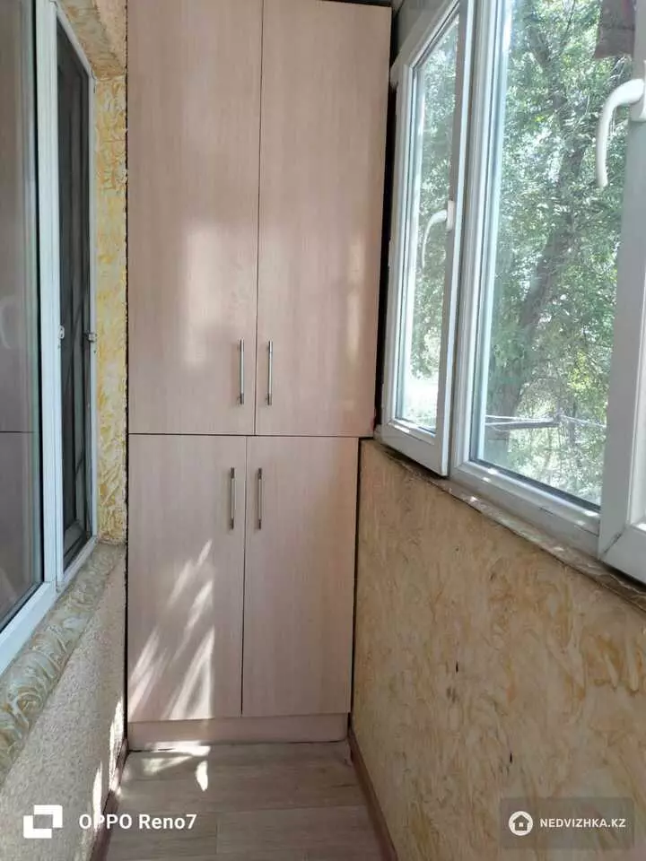 1-комнатная квартира, этаж 4 из 5, 38 м², фотография 3