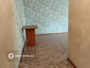 1-комнатная квартира, этаж 4 из 5, 38 м²