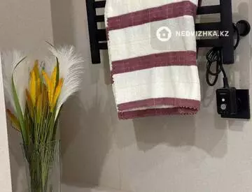 2-комнатная квартира, этаж 7 из 9, 42 м², Посуточно, миниатюра 7