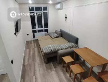 2-комнатная квартира, этаж 7 из 9, 42 м², Посуточно, миниатюра 10