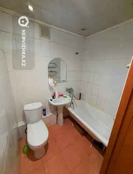 2-комнатная квартира, этаж 4 из 5, 45 м², миниатюра 5