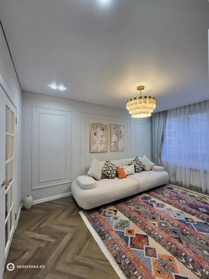 2-комнатная квартира, этаж 9 из 18, 46 м², фотография 2