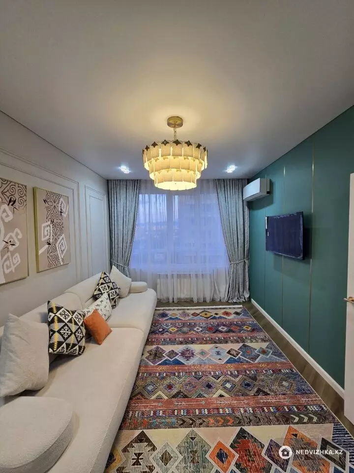 2-комнатная квартира, этаж 9 из 18, 46 м², фотография 3