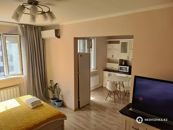 1-комнатная квартира, этаж 5 из 12, 38 м²